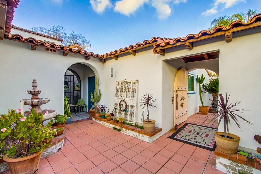 Virtual tour photo 44 of 54 for 2842 Dove St