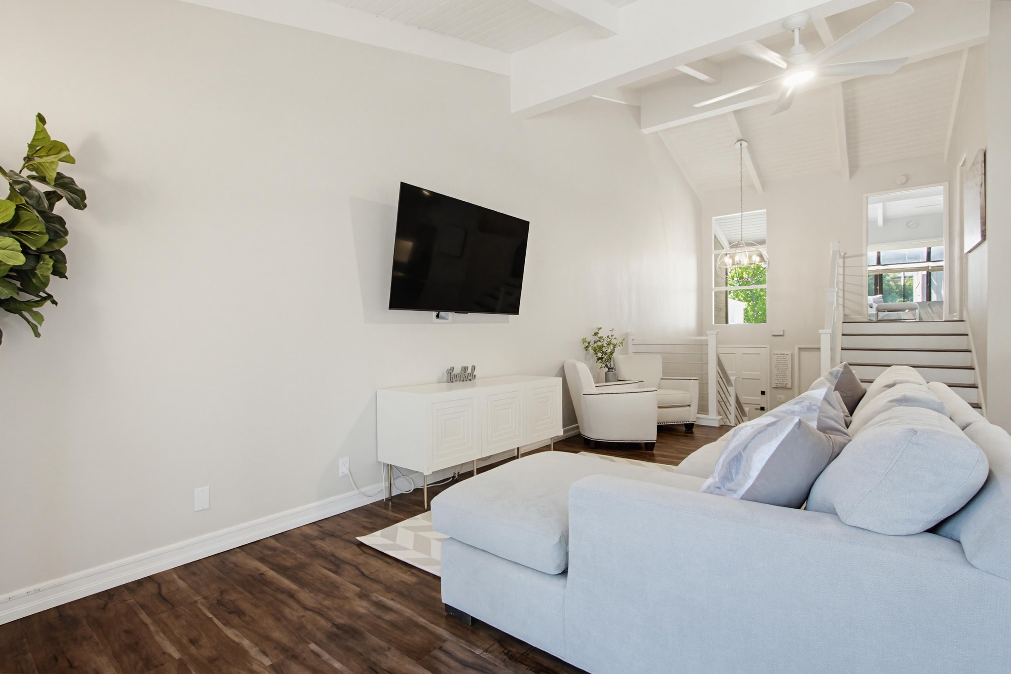 Virtual tour photo 8 of 55 for 2842 Luciernaga St