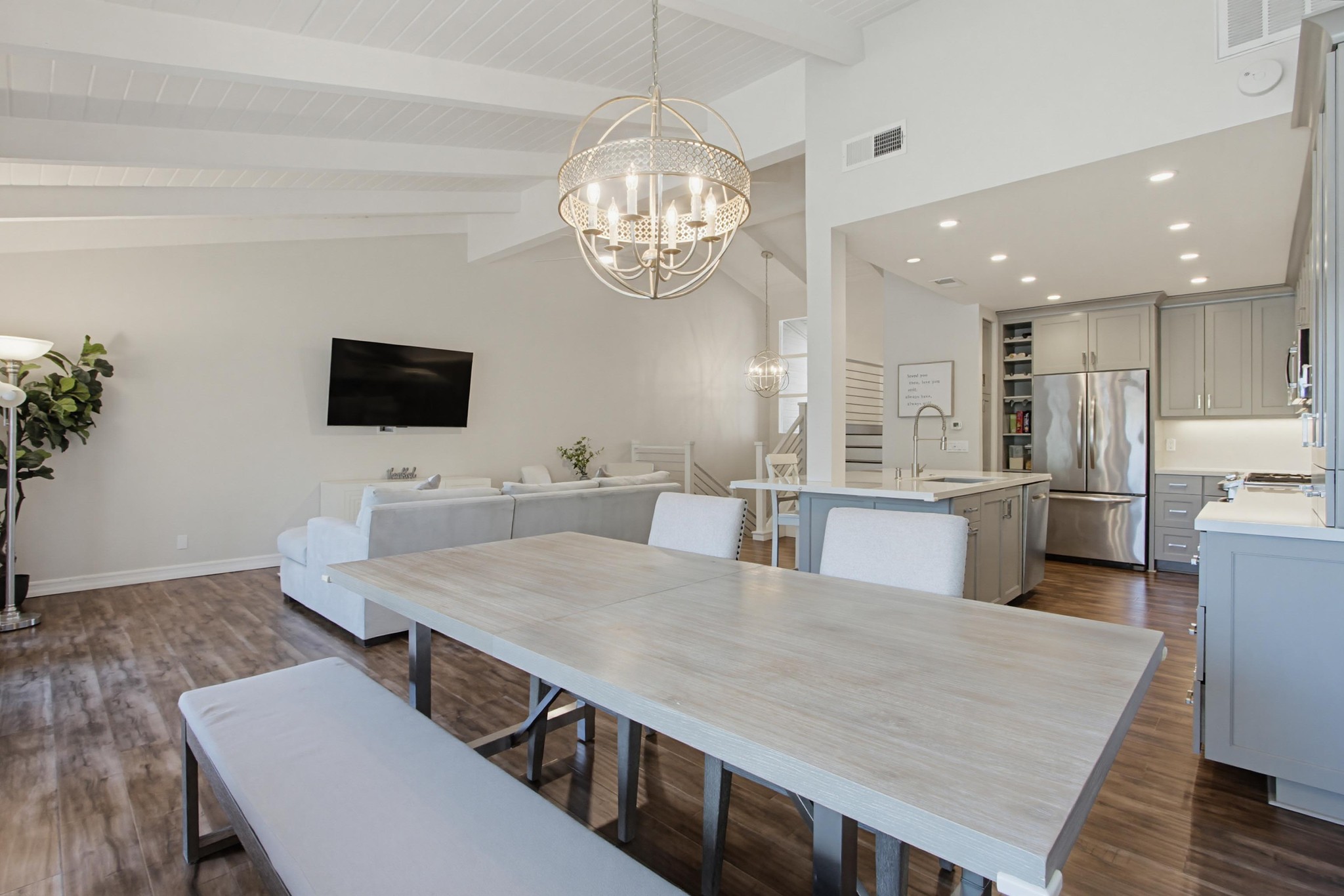 Virtual tour photo 12 of 55 for 2842 Luciernaga St