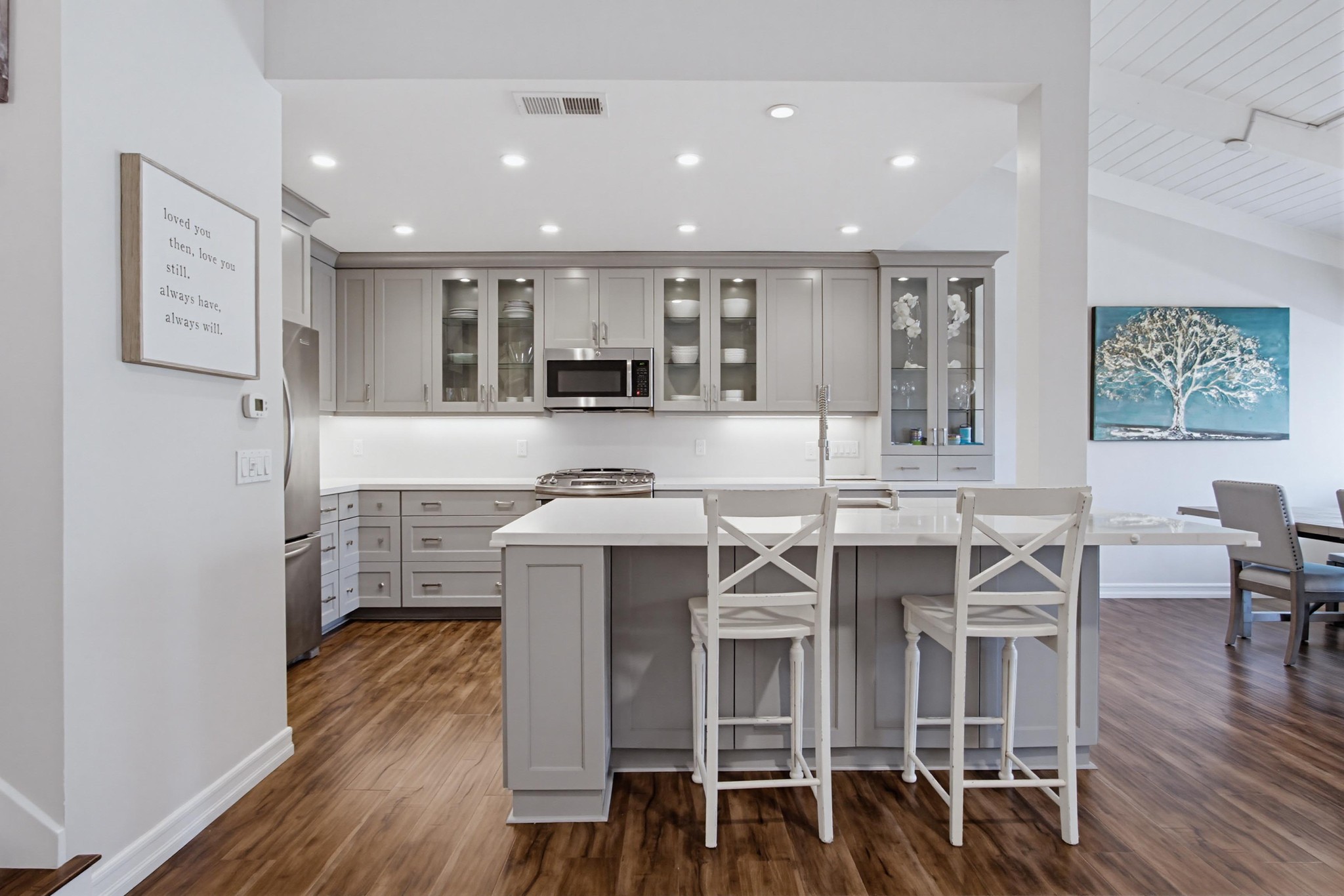 Virtual tour photo 19 of 55 for 2842 Luciernaga St