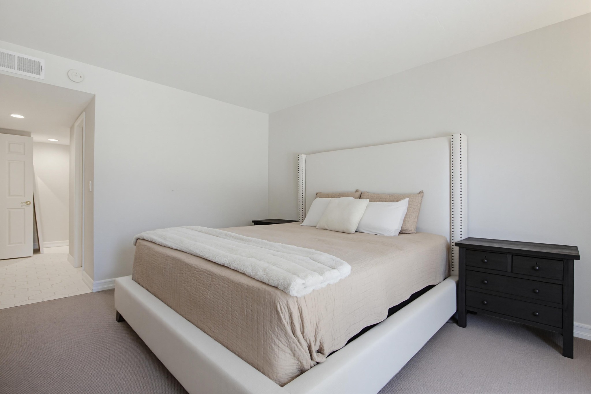 Virtual tour photo 36 of 55 for 2842 Luciernaga St