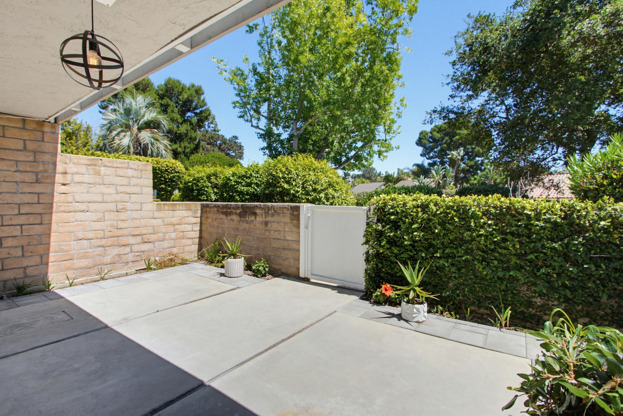 Virtual tour photo 49 of 55 for 2842 Luciernaga St
