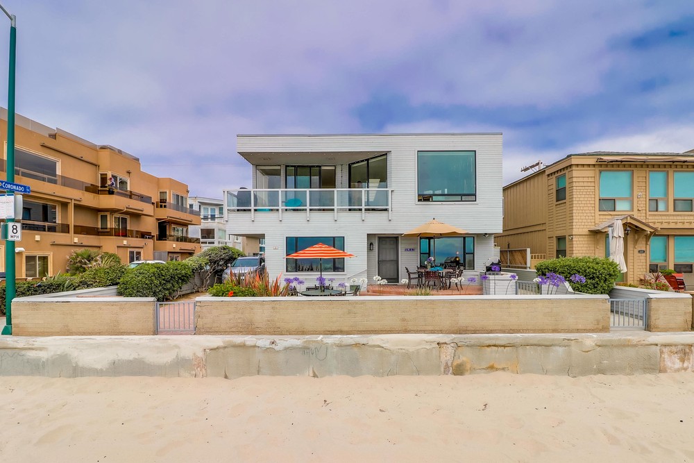 Virtual tour photo 1 of 37 for 2845 Ocean Front Walk