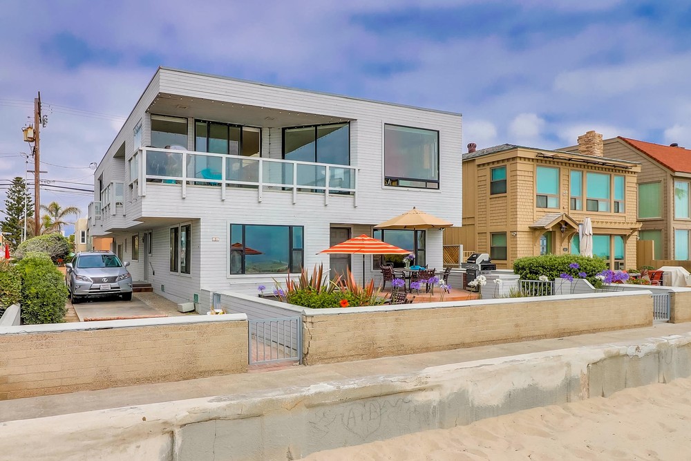 Virtual tour photo 4 of 37 for 2845 Ocean Front Walk