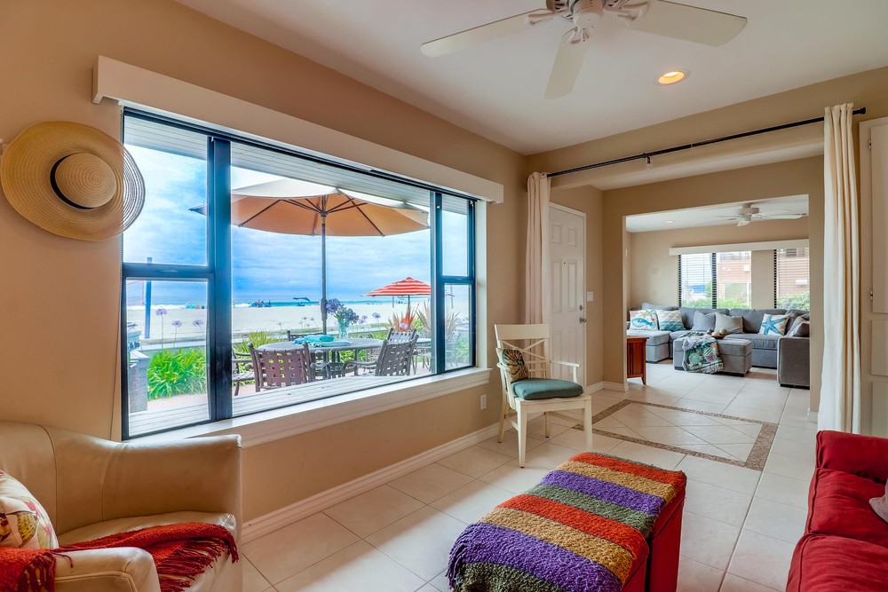 Virtual tour photo 21 of 37 for 2845 Ocean Front Walk