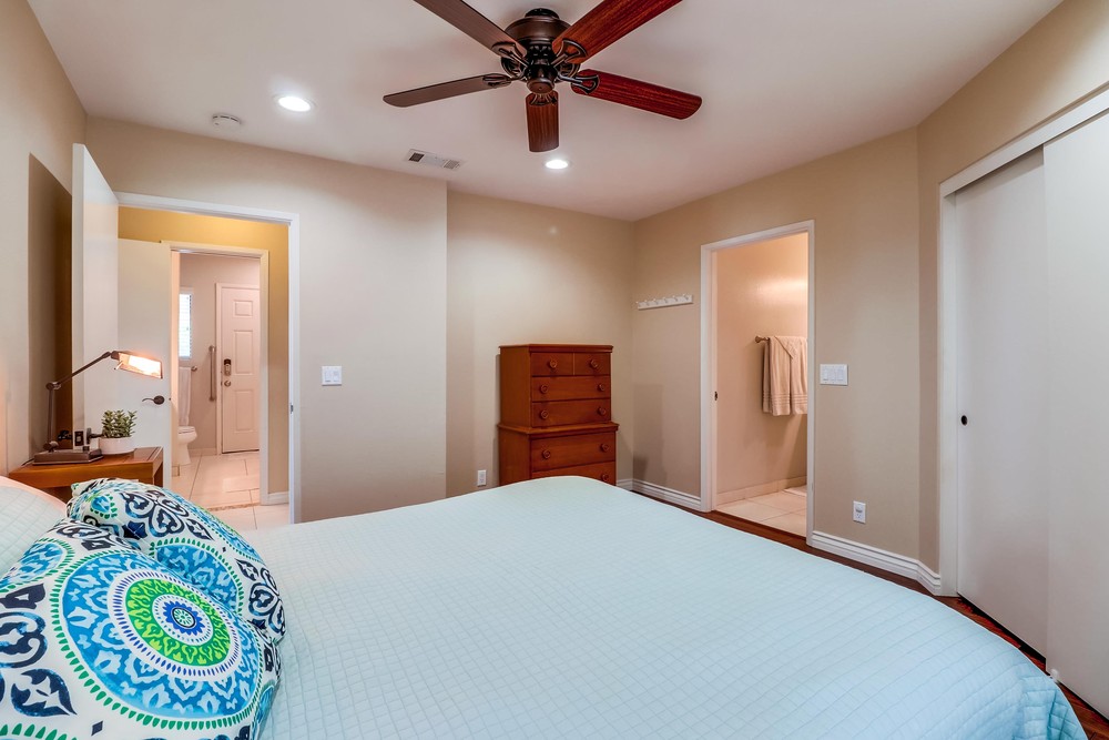 Virtual tour photo 31 of 37 for 2845 Ocean Front Walk