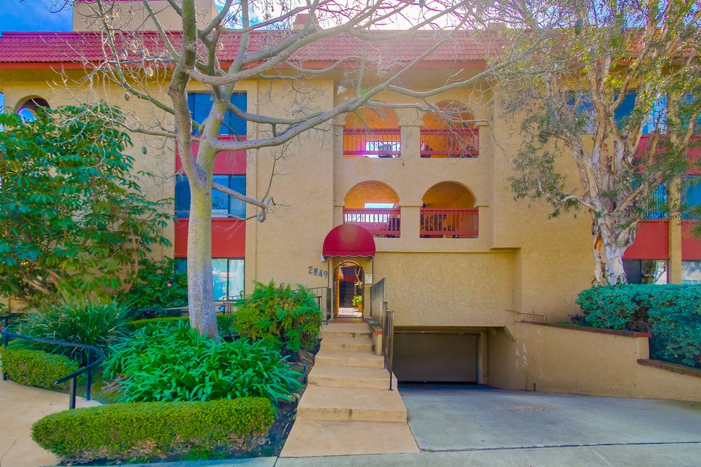 Virtual tour photo 6 of 55 for 2849 E St #15