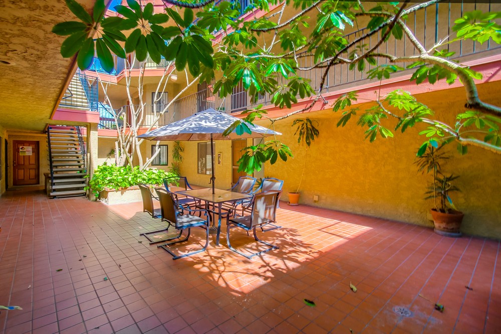 Virtual tour photo 11 of 55 for 2849 E St #15
