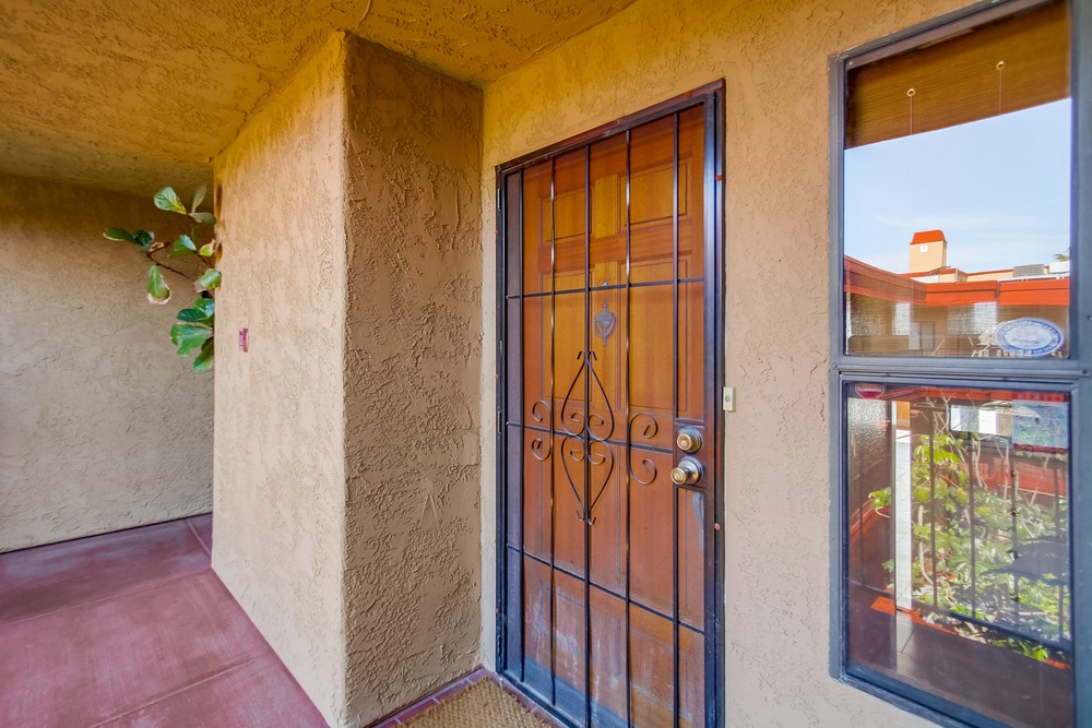 Virtual tour photo 17 of 55 for 2849 E St #15