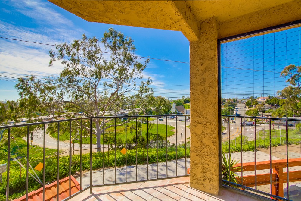 Virtual tour photo 52 of 55 for 2849 E St #15