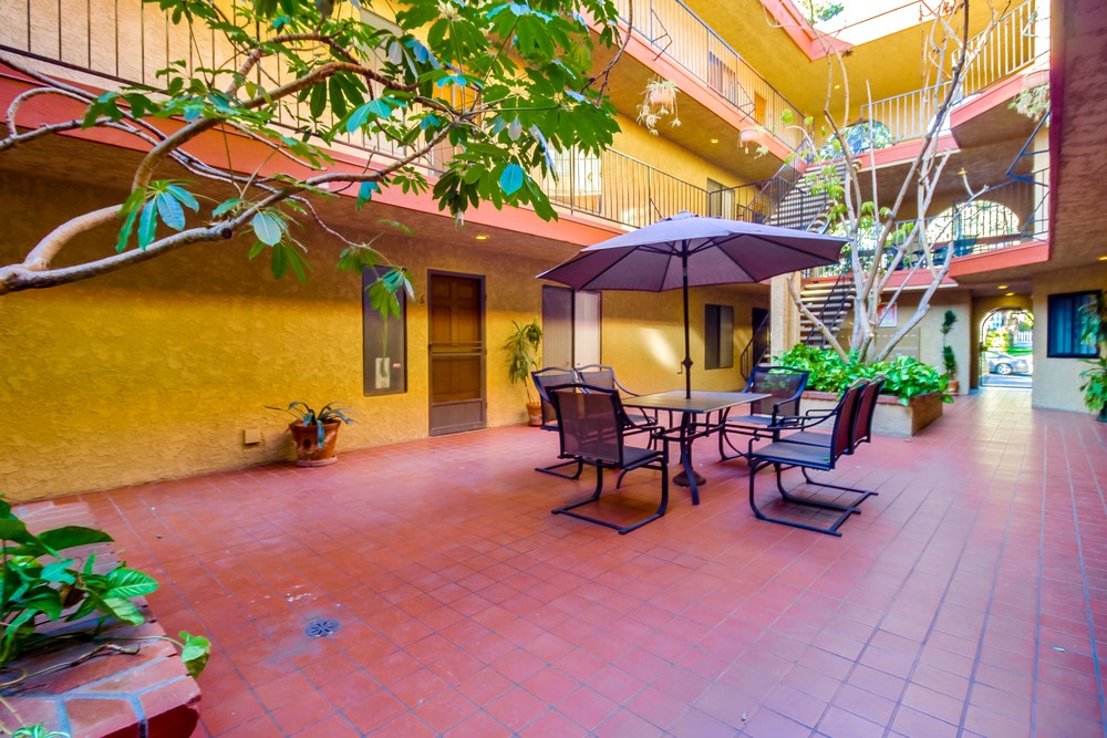 Virtual tour photo 7 of 43 for 2849 E St #15