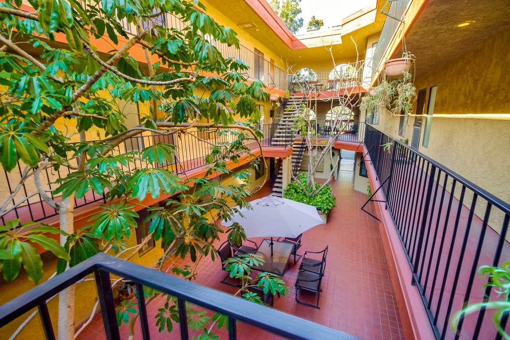 Virtual tour photo 10 of 43 for 2849 E St #15