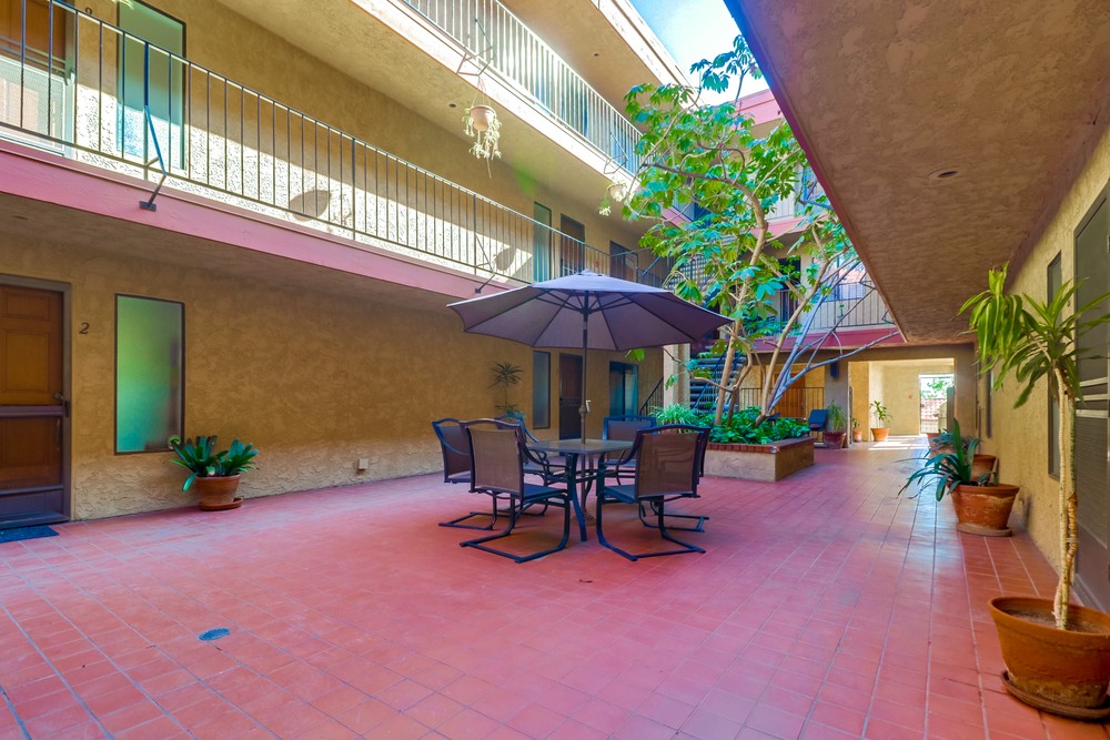 Virtual tour photo 7 of 34 for 2849 E St UNIT 21