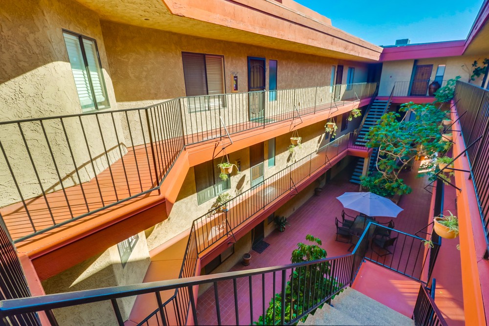 Virtual tour photo 9 of 34 for 2849 E St UNIT 21