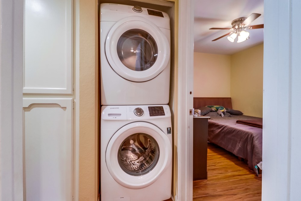 Virtual tour photo 32 of 34 for 2849 E St UNIT 21