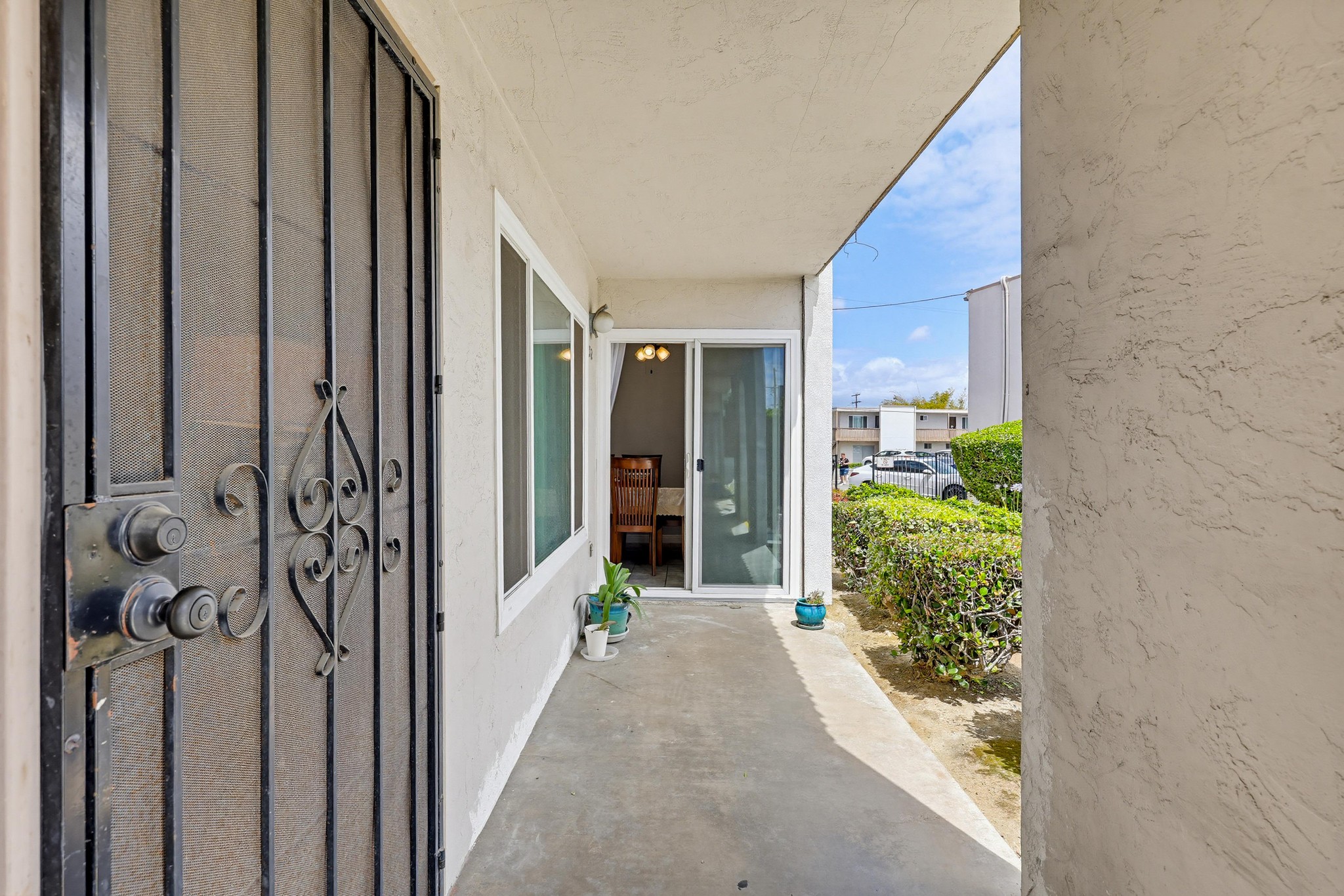 Virtual tour photo 10 of 52 for 285 Moss St UNIT 64
