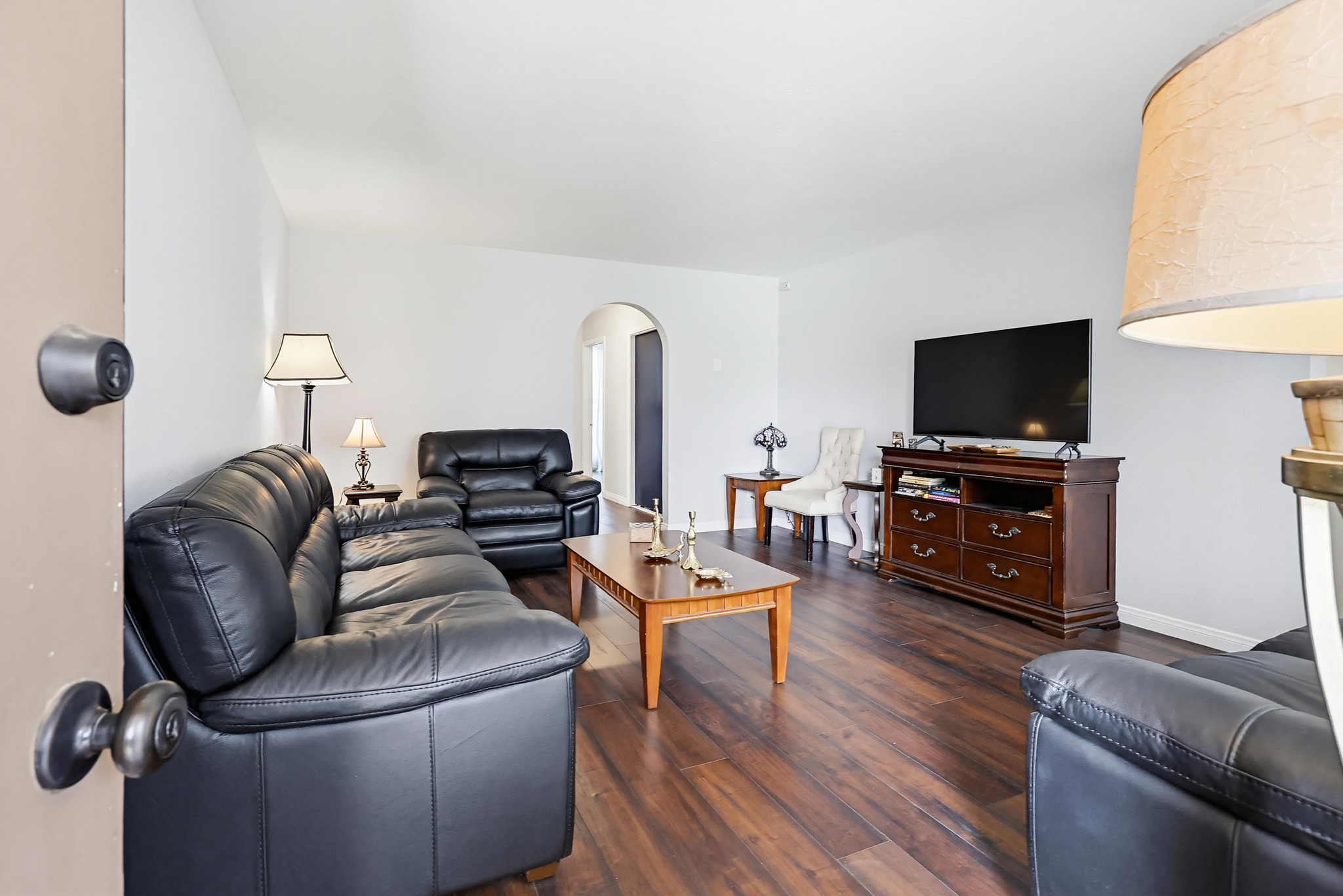 Virtual tour photo 13 of 52 for 285 Moss St UNIT 64