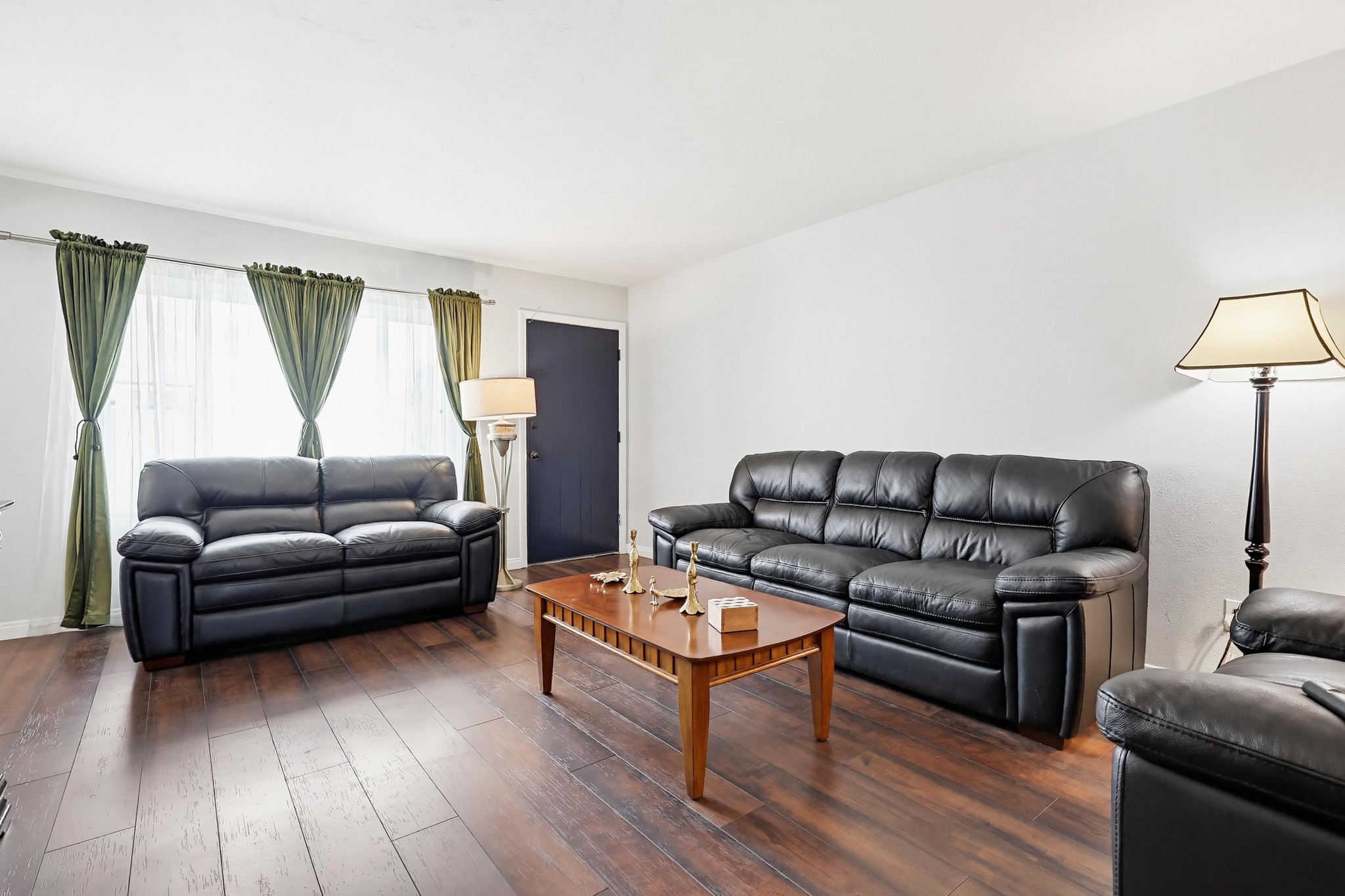 Virtual tour photo 16 of 52 for 285 Moss St UNIT 64