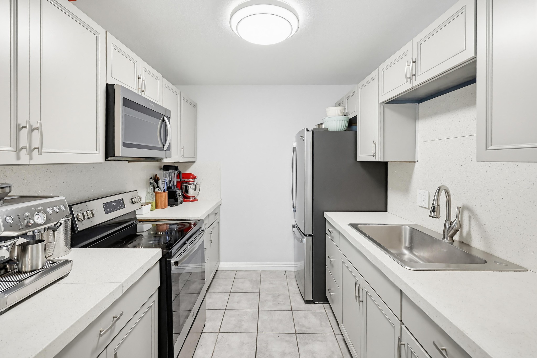 Virtual tour photo 23 of 52 for 285 Moss St UNIT 64