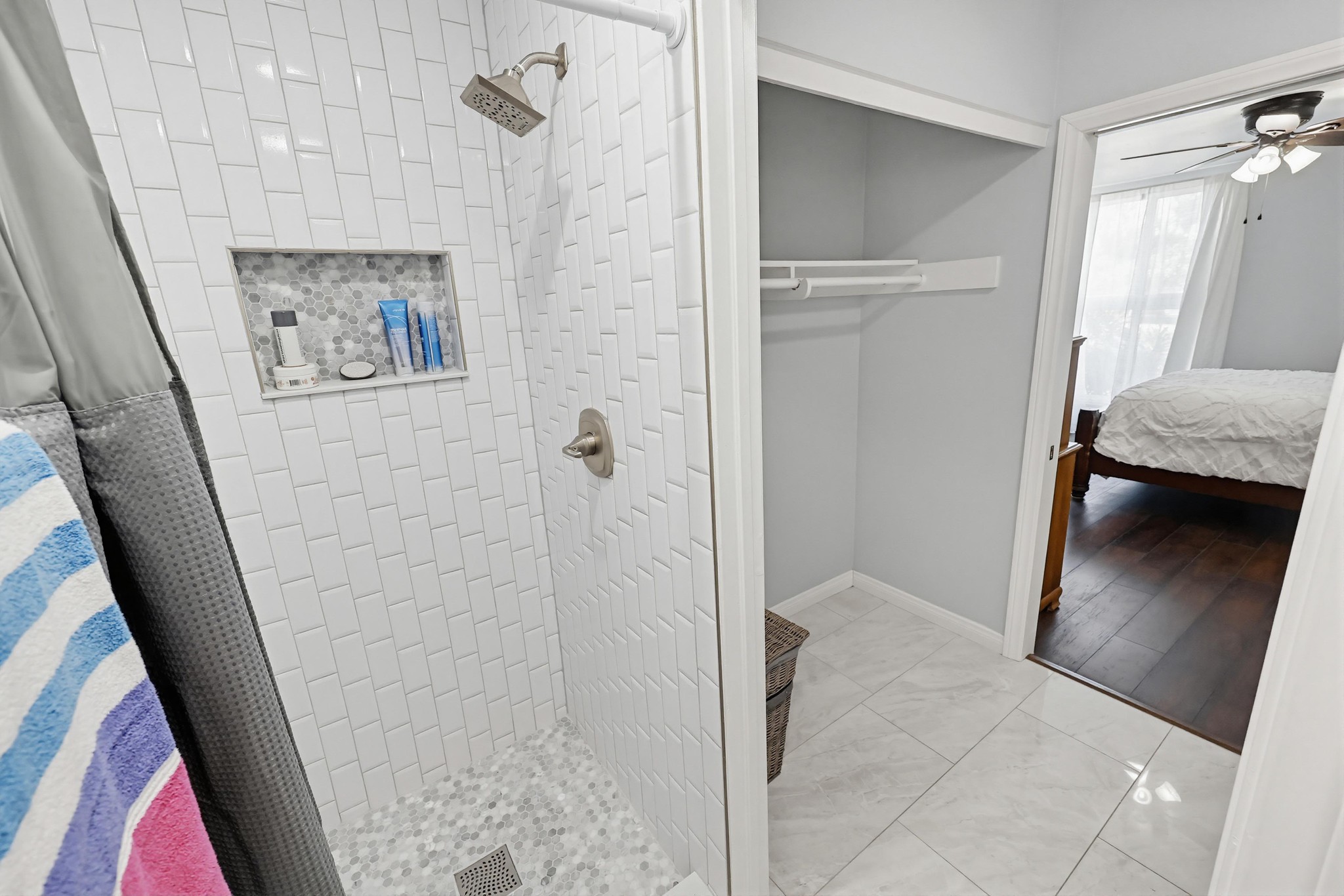 Virtual tour photo 41 of 52 for 285 Moss St UNIT 64