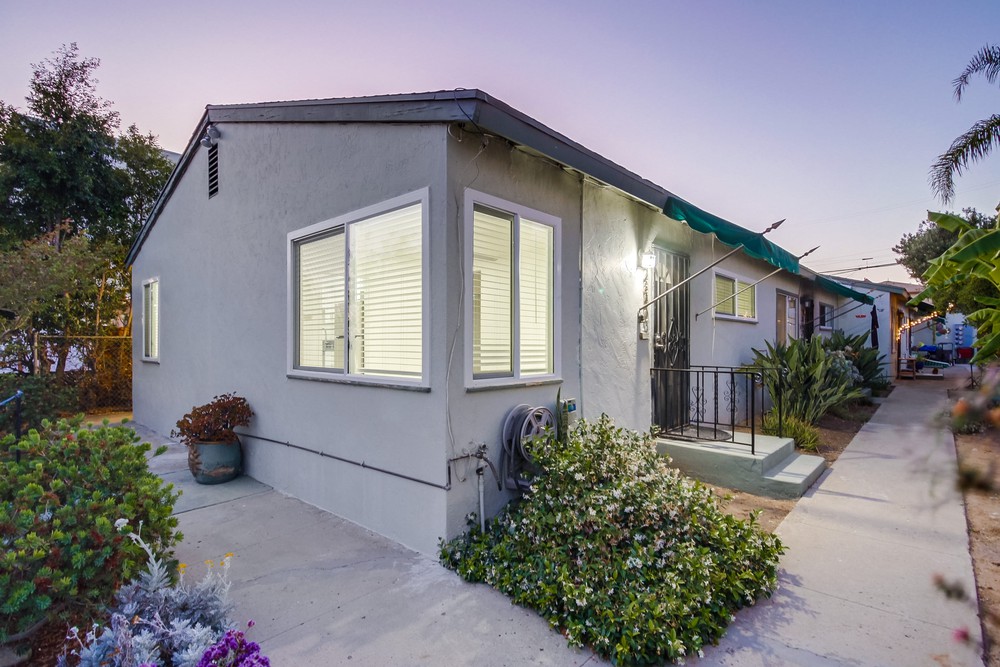 Virtual tour photo 10 of 44 for 2850 Broadway