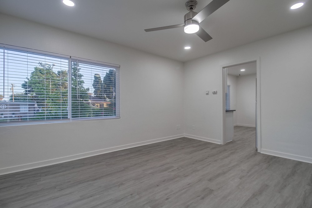 Virtual tour photo 18 of 44 for 2850 Broadway