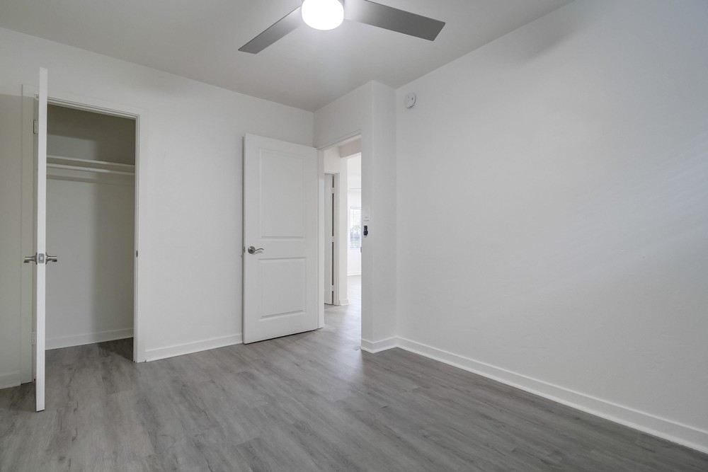 Virtual tour photo 31 of 44 for 2850 Broadway