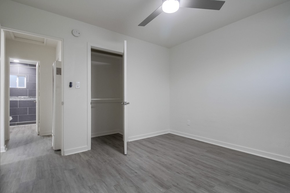 Virtual tour photo 34 of 44 for 2850 Broadway