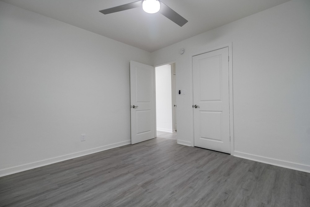 Virtual tour photo 35 of 44 for 2850 Broadway