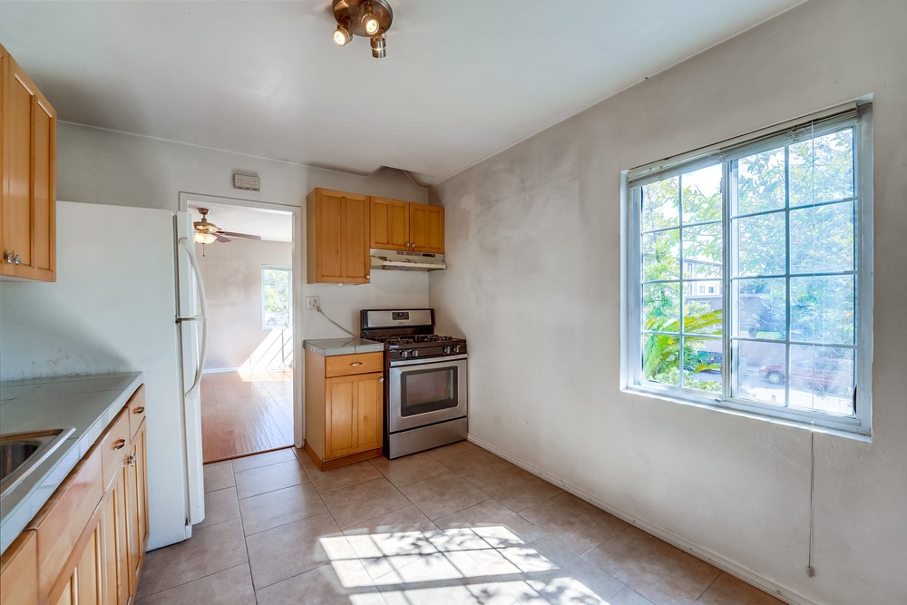 Virtual tour photo 21 of 28 for 2850 Broadway