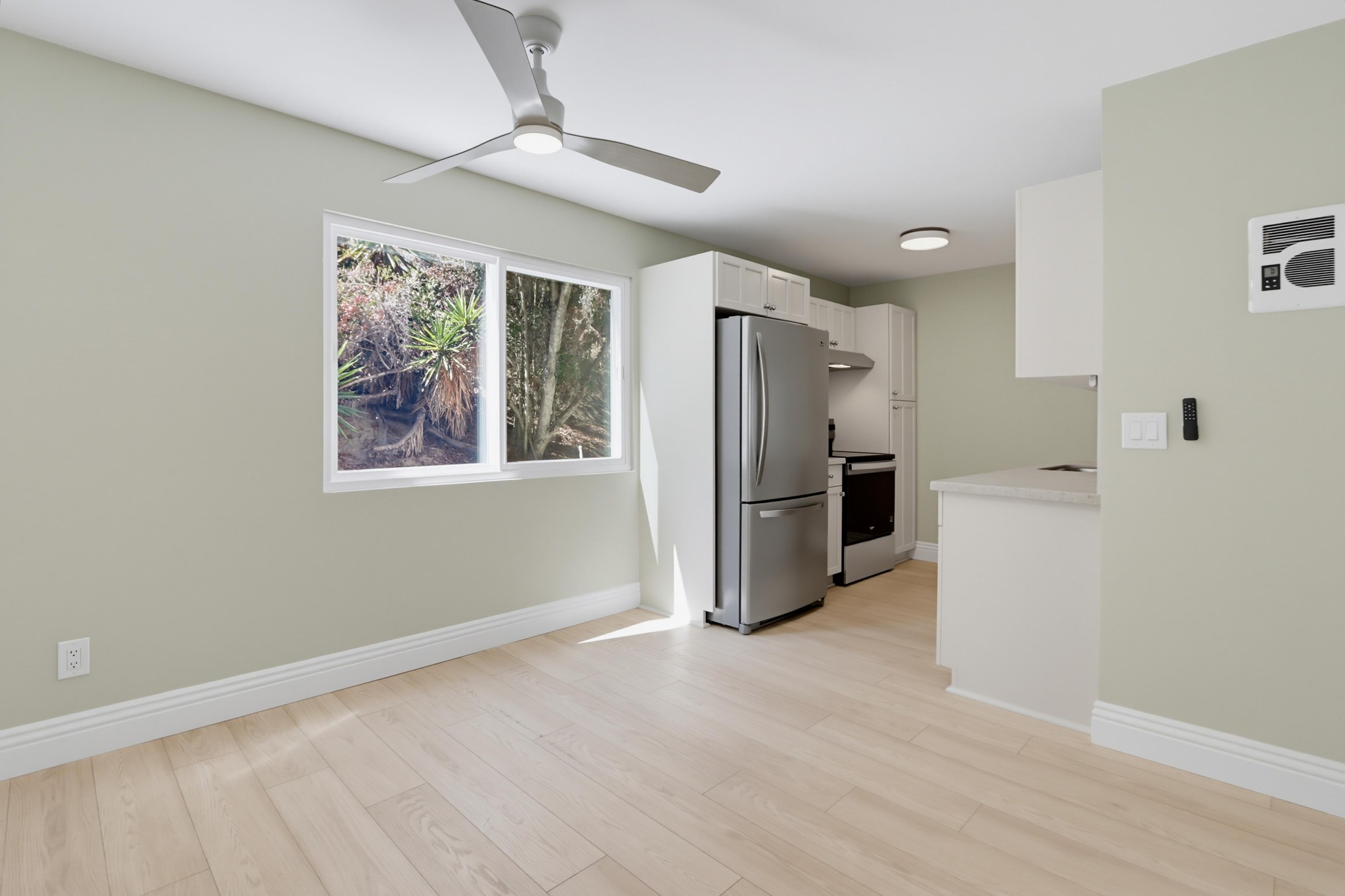 Virtual tour photo 14 of 33 for 2850 Reynard Way #9