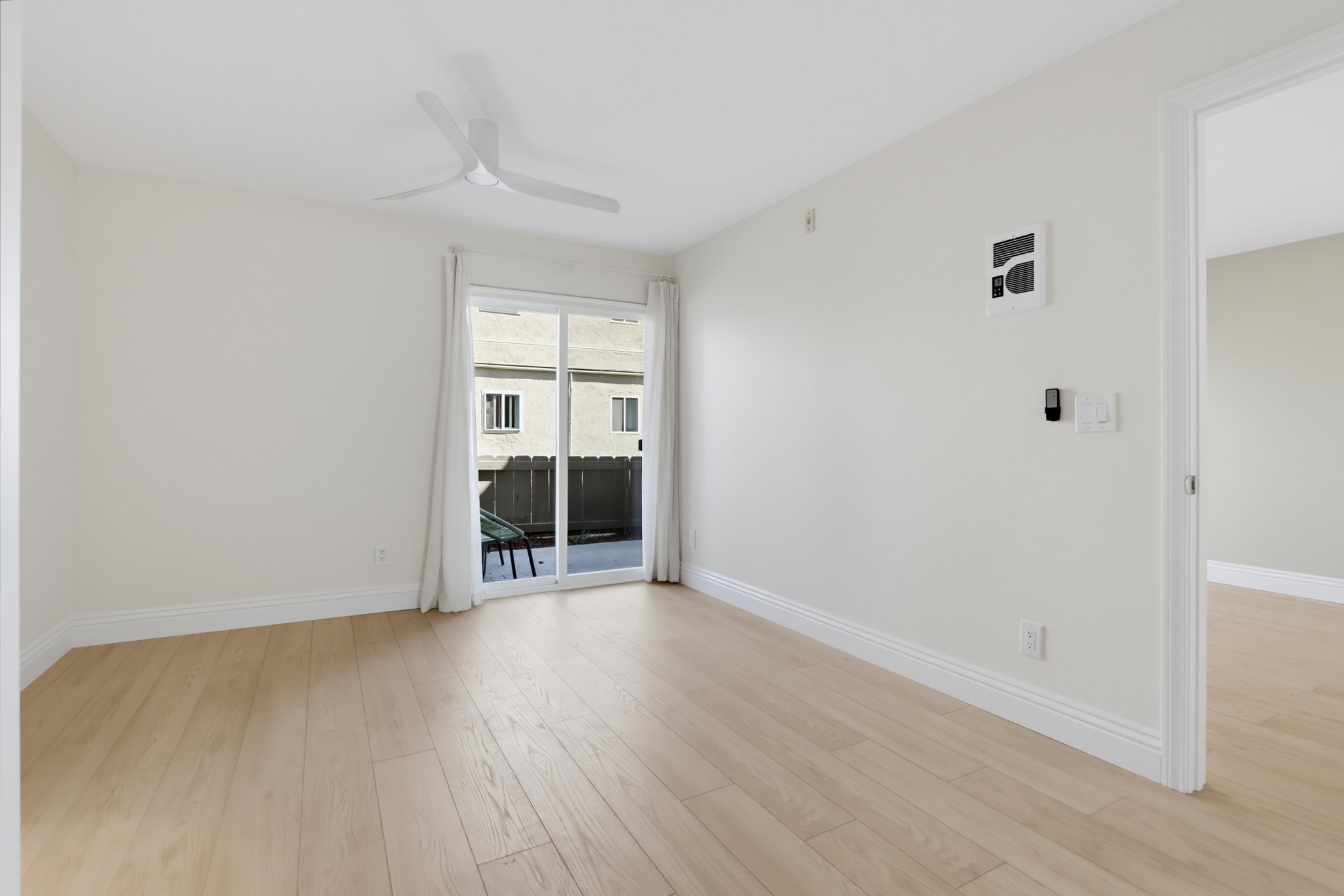 Virtual tour photo 24 of 33 for 2850 Reynard Way #9