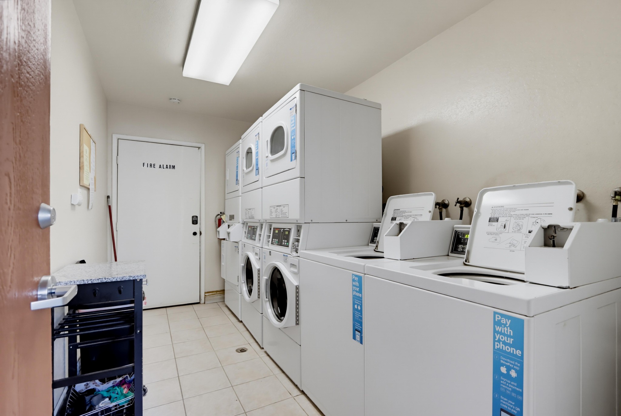Virtual tour photo 30 of 33 for 2850 Reynard Way #9