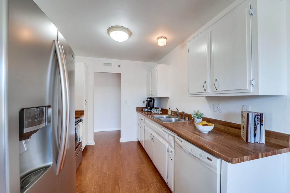 Virtual tour photo 21 of 52 for 2851 Dahlia Ave