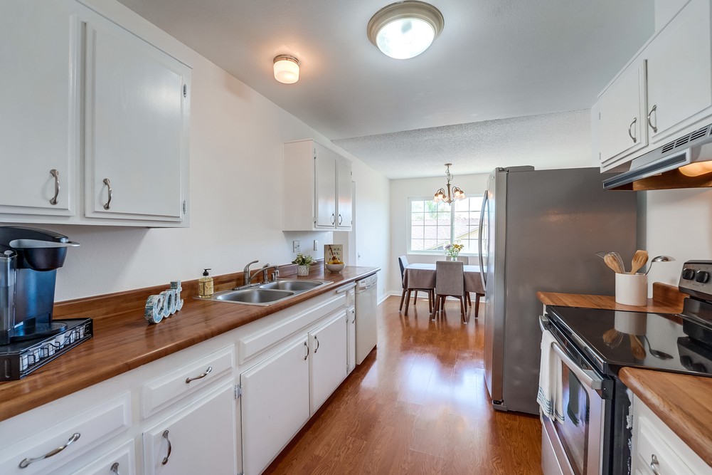Virtual tour photo 23 of 52 for 2851 Dahlia Ave