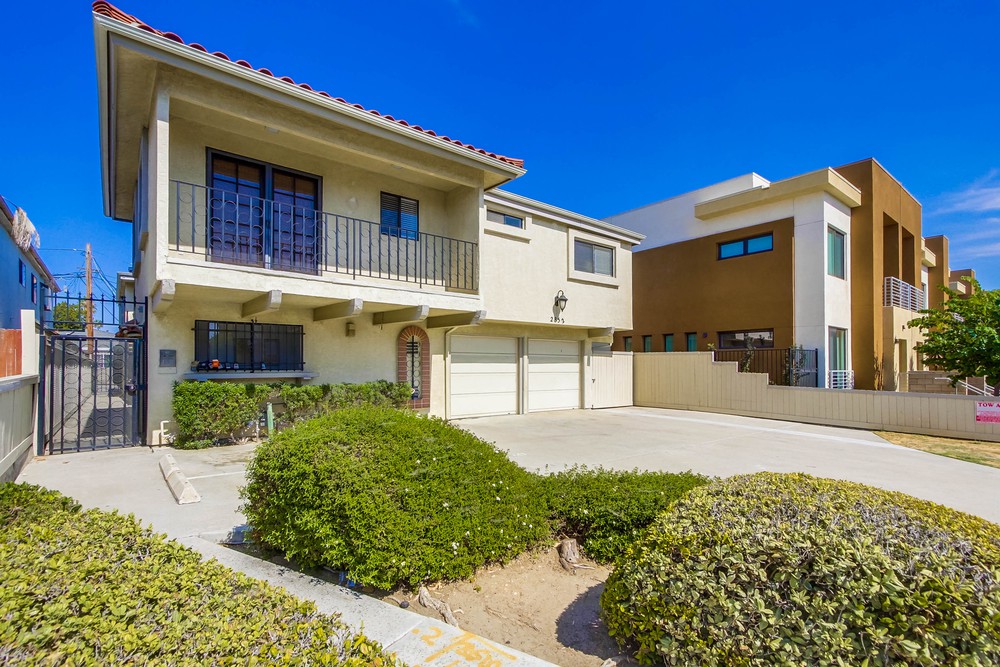 Virtual tour photo 1 of 35 for 2852 C St