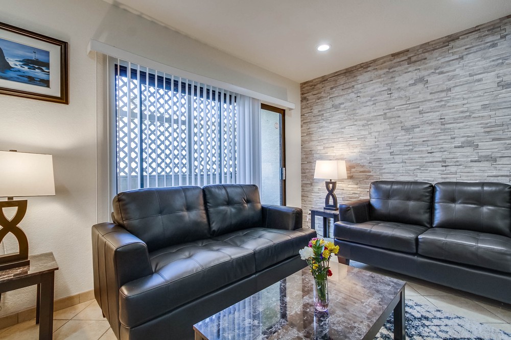 Virtual tour photo 14 of 35 for 2852 C St