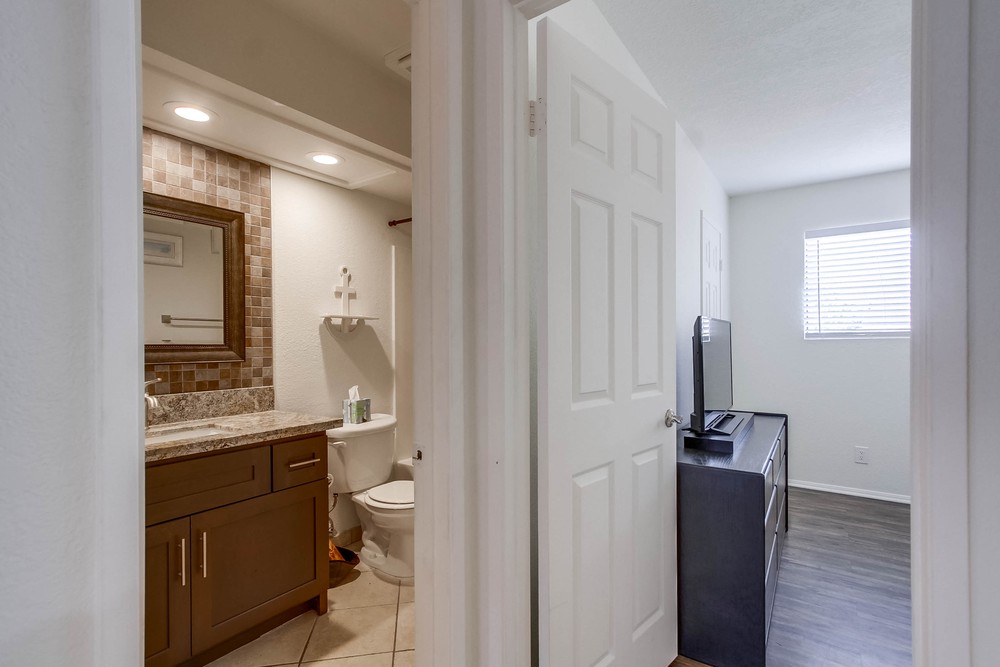 Virtual tour photo 26 of 35 for 2852 C St