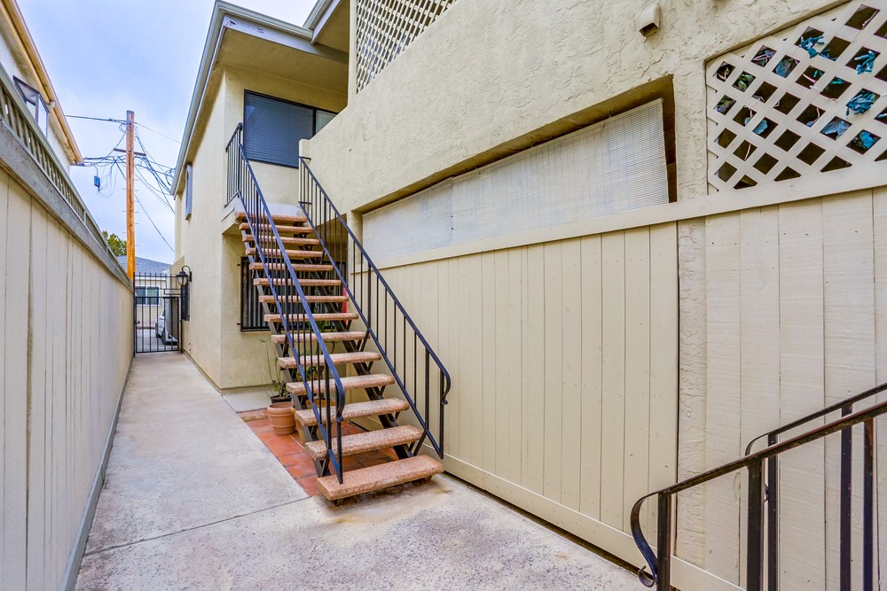 Virtual tour photo 5 of 22 for 2852 C St