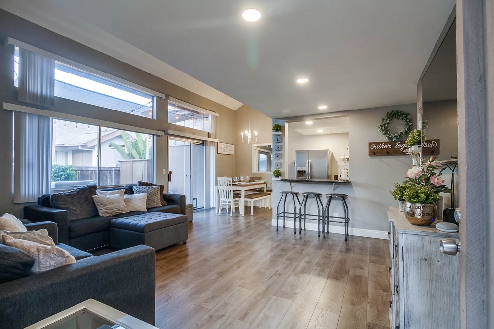 Virtual tour photo 9 of 49 for 2854 Casey St A
