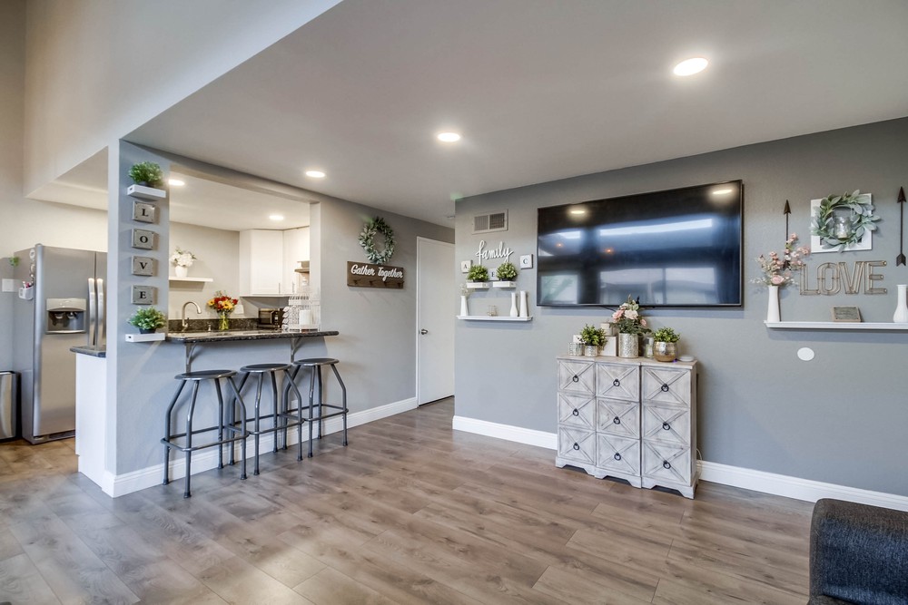 Virtual tour photo 10 of 49 for 2854 Casey St A