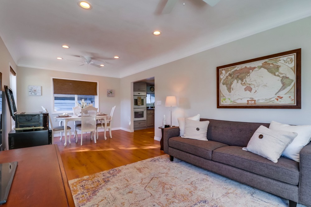 Virtual tour photo 9 of 30 for 2856 Elm St