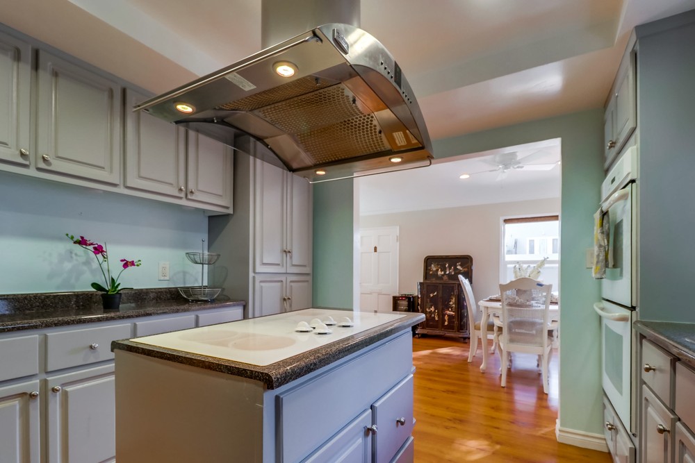 Virtual tour photo 16 of 30 for 2856 Elm St