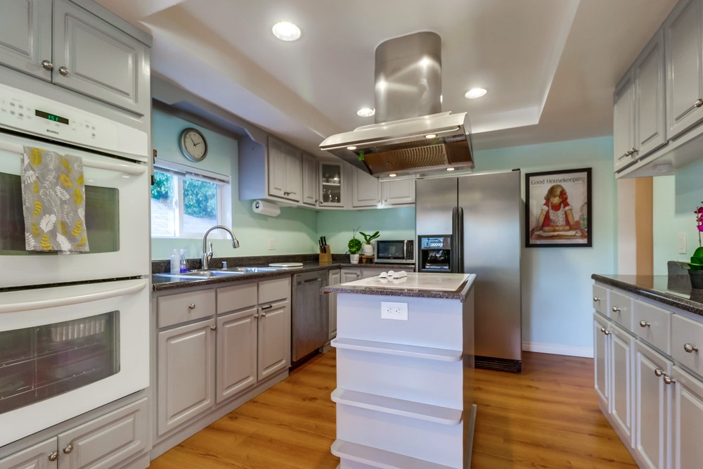 Virtual tour photo 18 of 30 for 2856 Elm St