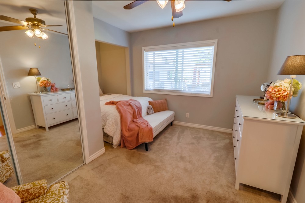 Virtual tour photo 23 of 30 for 2856 Elm St