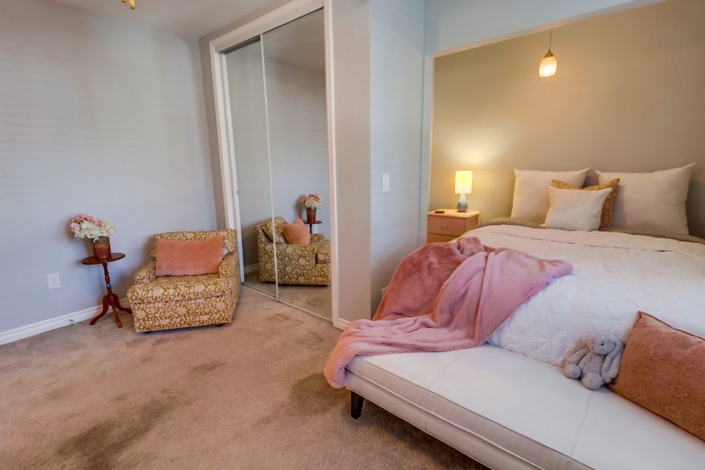 Virtual tour photo 24 of 30 for 2856 Elm St