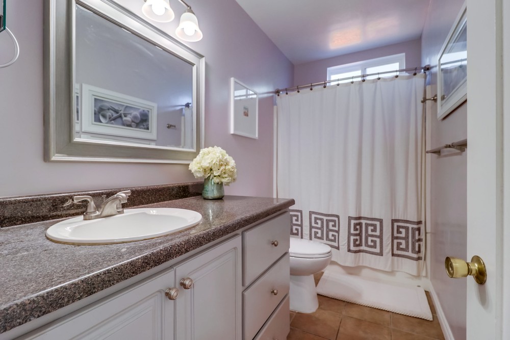 Virtual tour photo 28 of 30 for 2856 Elm St