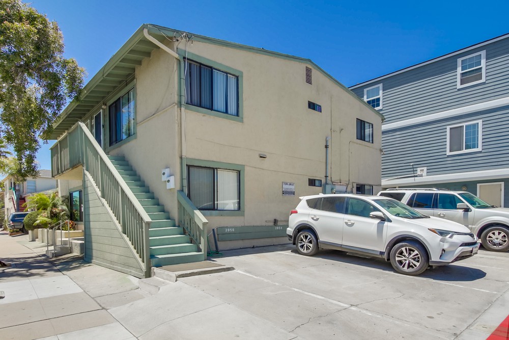 Virtual tour photo 1 of 25 for 2856 Mission Blvd