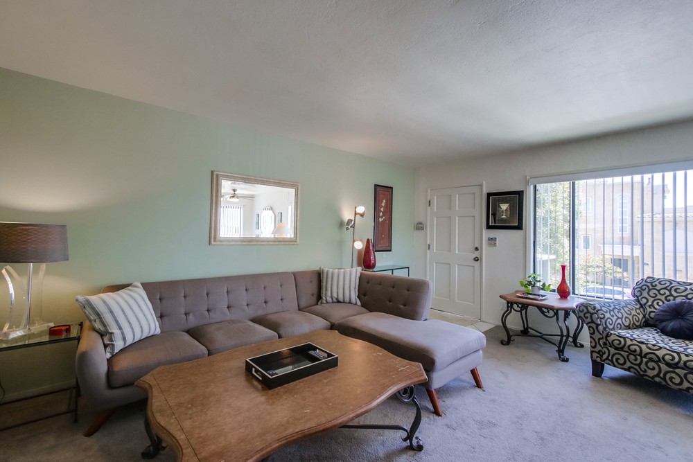Virtual tour photo 7 of 25 for 2856 Mission Blvd