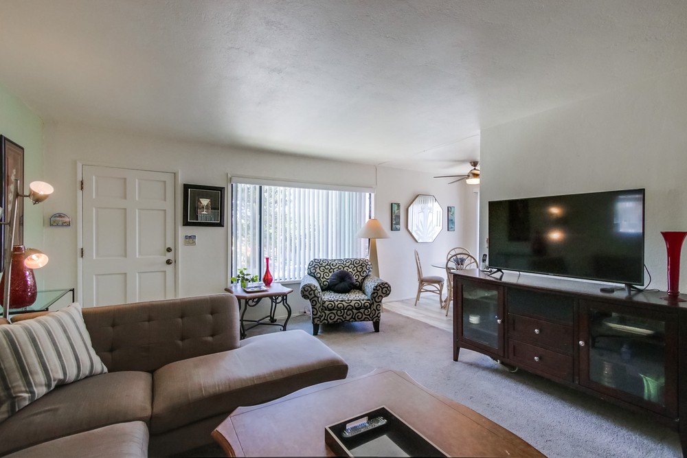 Virtual tour photo 8 of 25 for 2856 Mission Blvd
